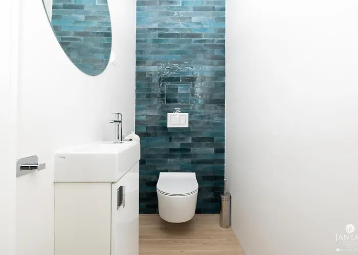 Jantar - Wylotowa 아파트